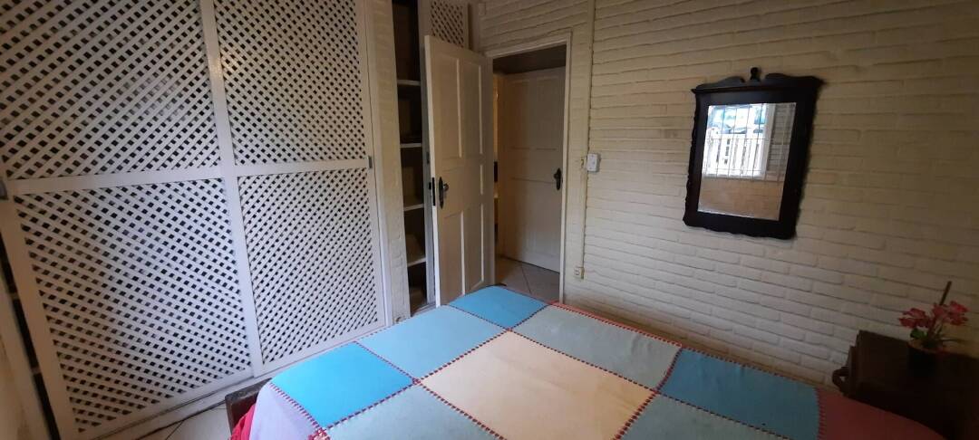 Casa, 4 quartos, 245 m² - Foto 38