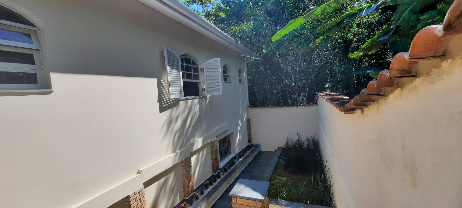 Casa à venda com 4 quartos, 230m² - Foto 28