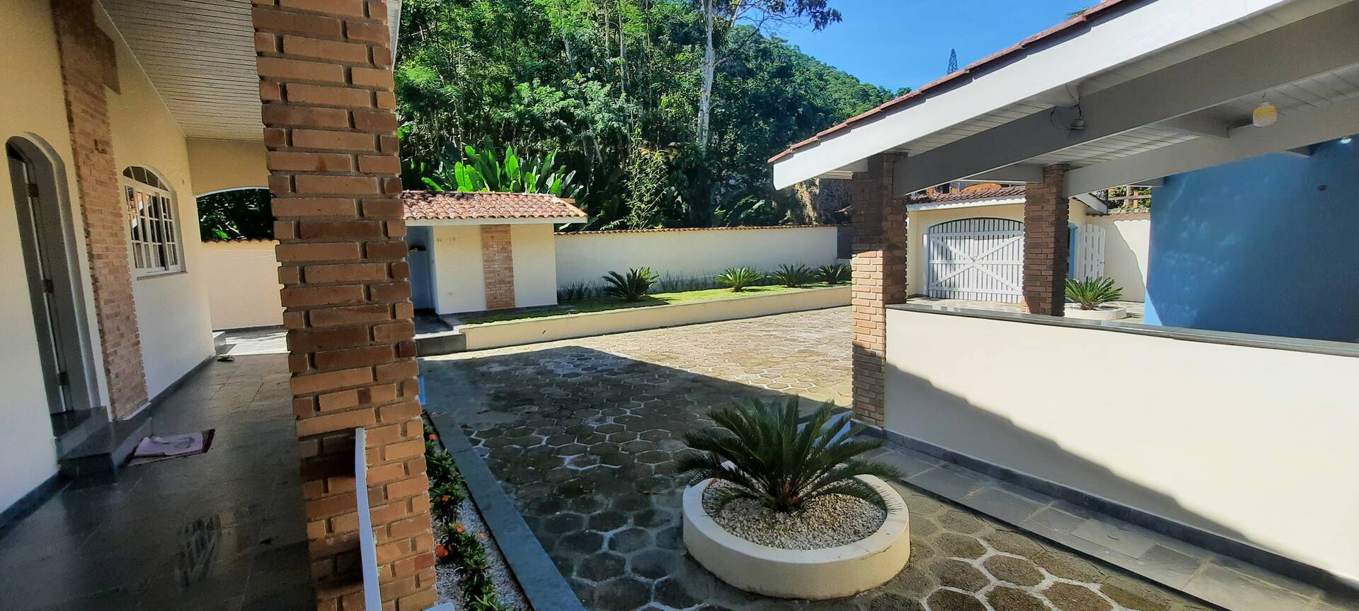Casa à venda com 4 quartos, 230m² - Foto 32