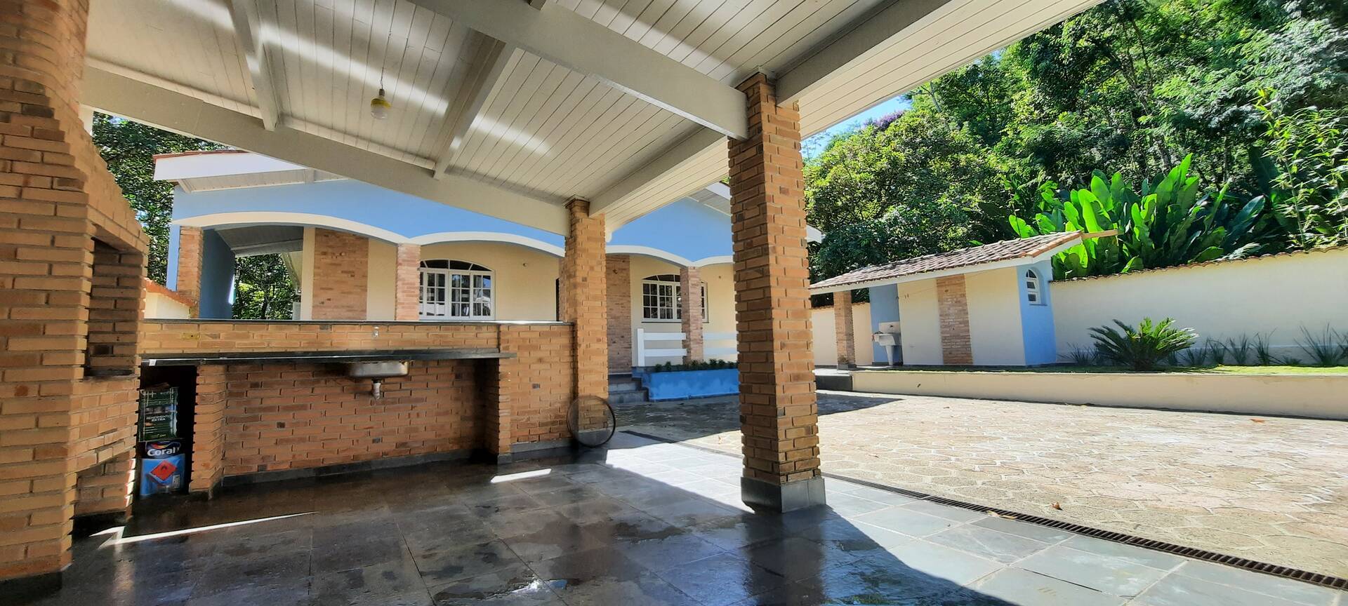 Casa à venda com 4 quartos, 230m² - Foto 33