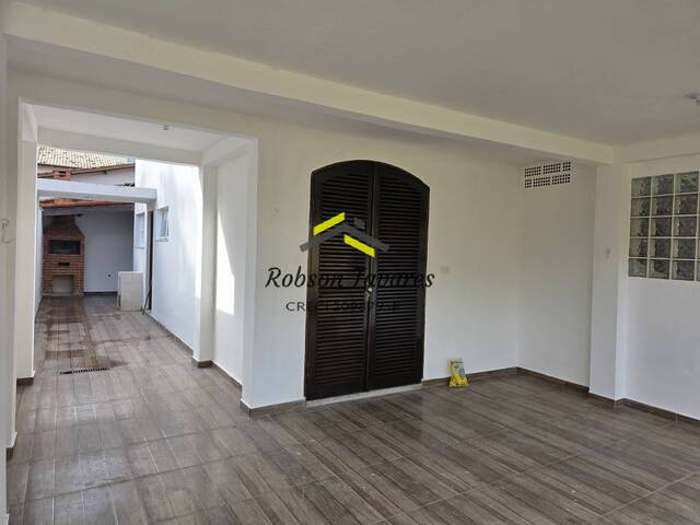 Casa em condomínio para Venda em Caraguatatuba - 2