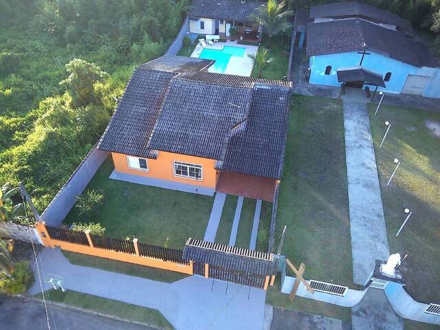 Casa para Venda em Caraguatatuba - 4