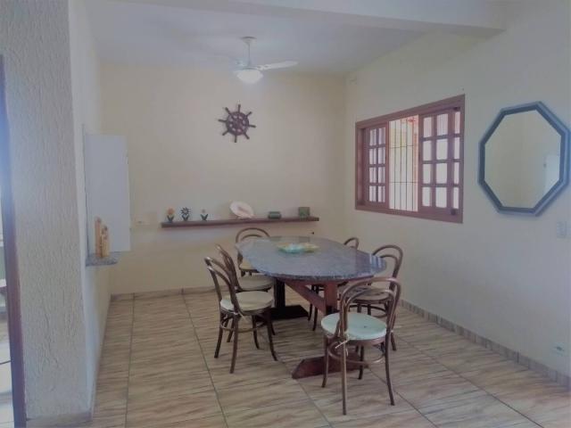 Sobrado para Venda em Caraguatatuba - 5