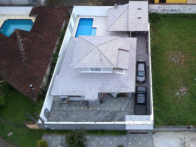Casa para Venda em Caraguatatuba - 4