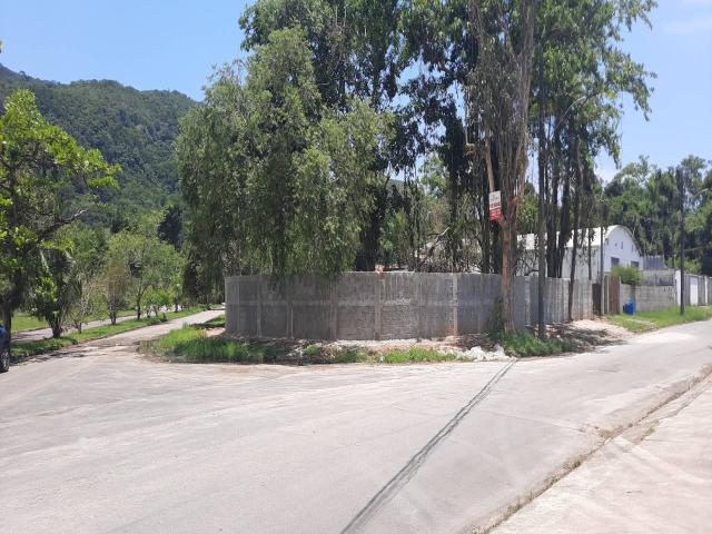 #2444 - Terreno para Venda em Caraguatatuba - SP - 1