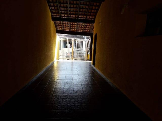 Sobrado para Venda em Caraguatatuba - 5