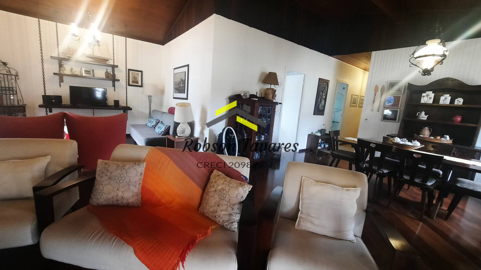 Casa, 3 quartos, 219 m² - Foto 35