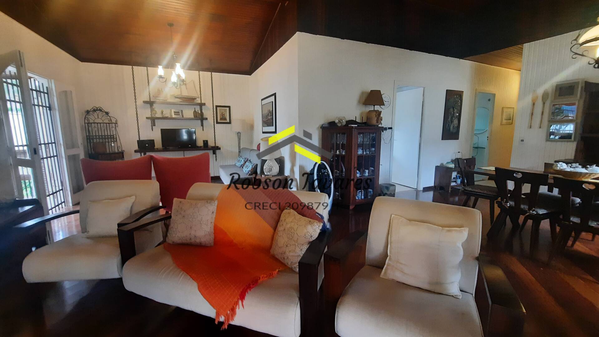Casa, 3 quartos, 219 m² - Foto 36