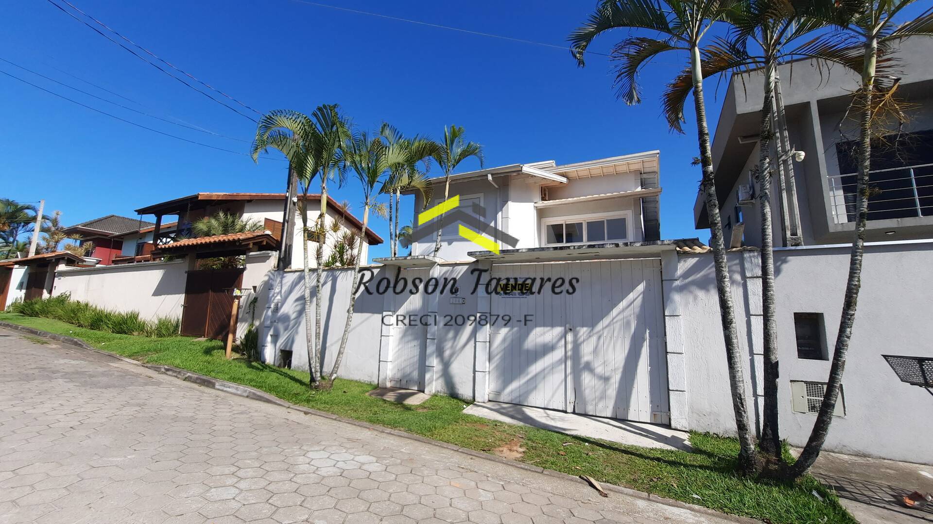 Casa, 3 quartos, 190 m² - Foto 1