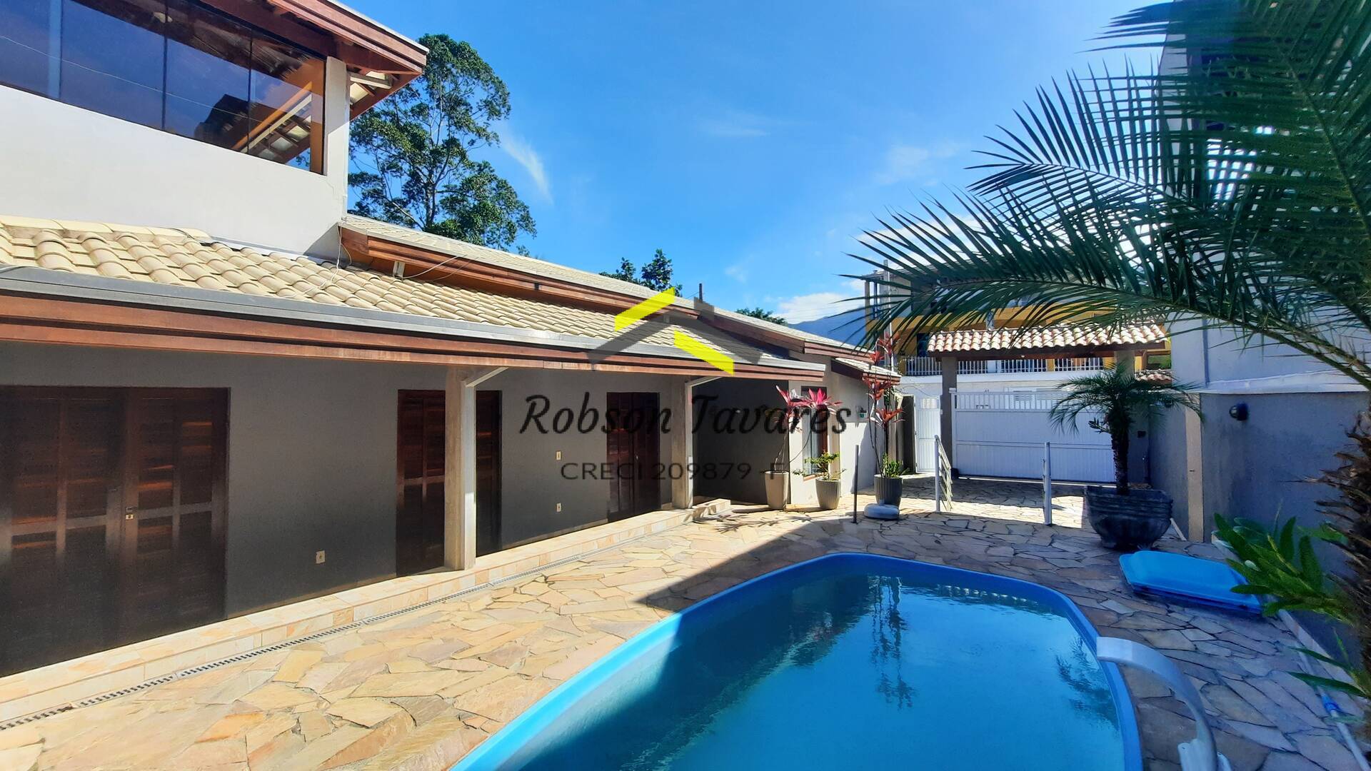 Casa, 4 quartos, 200 m² - Foto 4