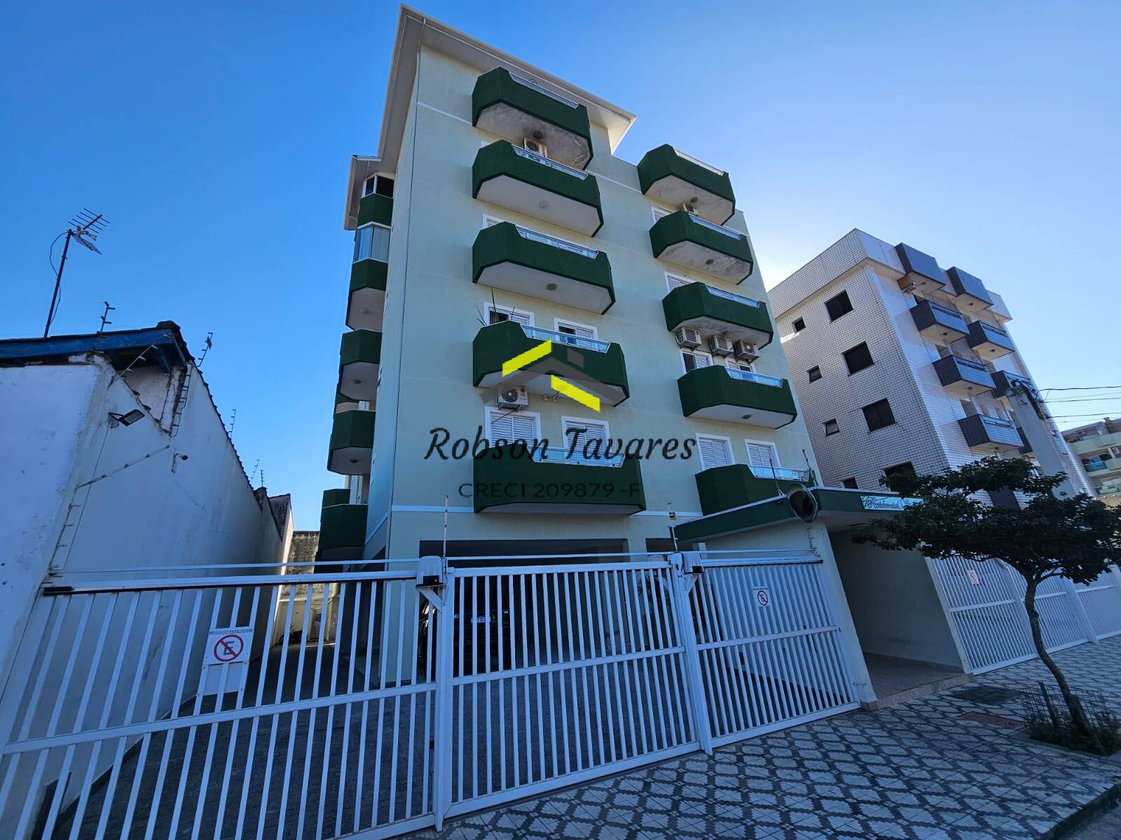 Apartamento à venda com 2 quartos, 78m² - Foto 27