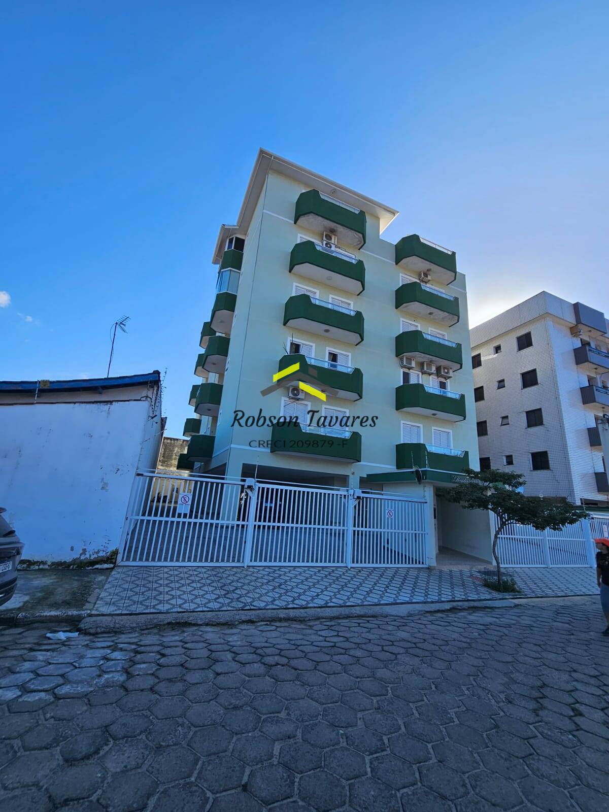 Apartamento à venda com 2 quartos, 78m² - Foto 1