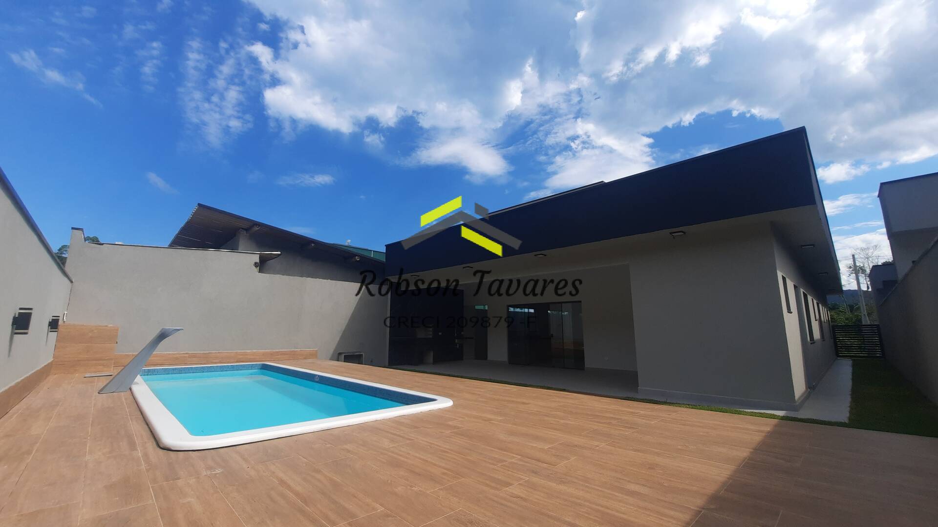 Casa, 3 quartos, 384 m² - Foto 1